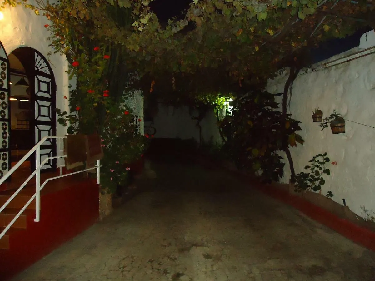 Residencia Los Conejos - Bike & Motorbike Las Palmas de Gran Canaria Homestay